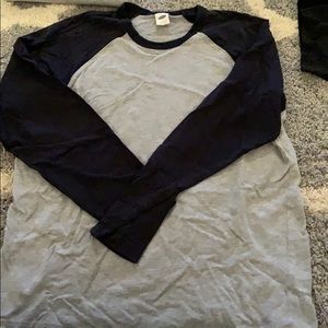 Old Navy Men’s Long sleeve baseball shirt. Large